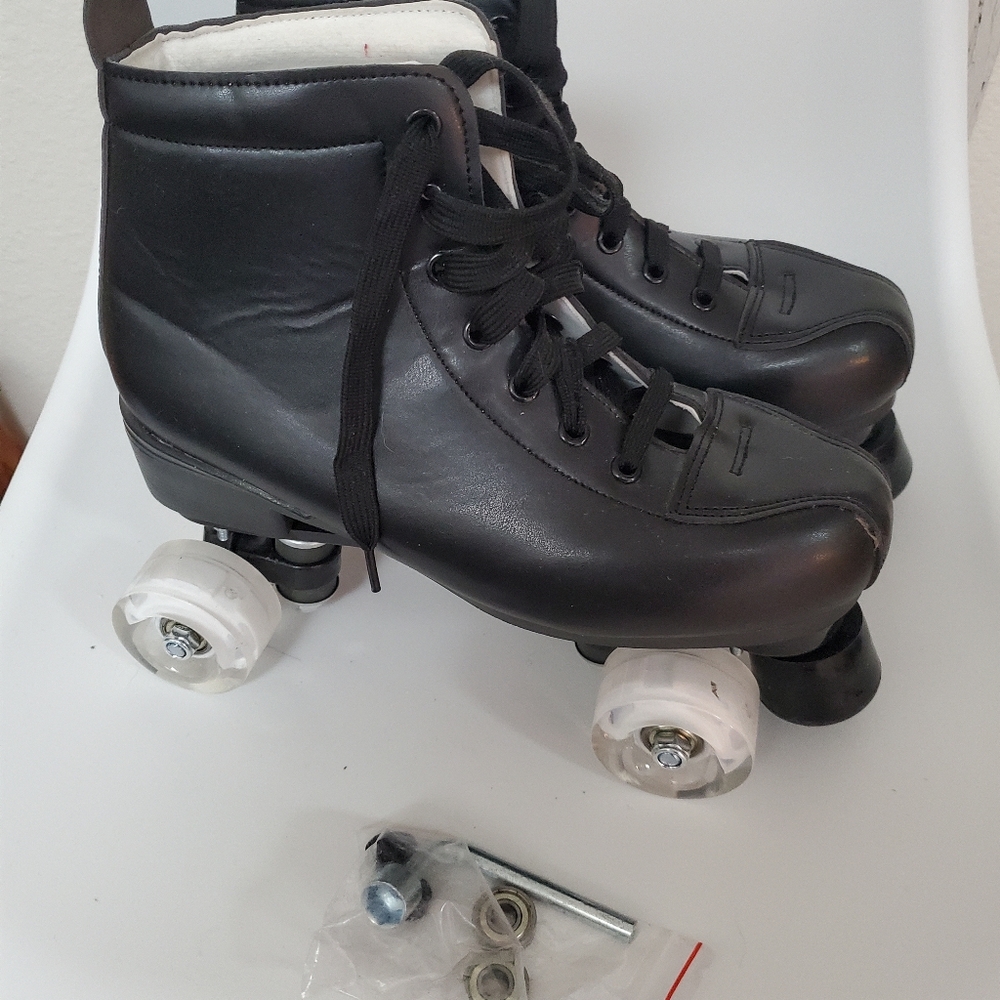 Four Wherl Roller Skates Women's Roller Skates Black 41 NIB